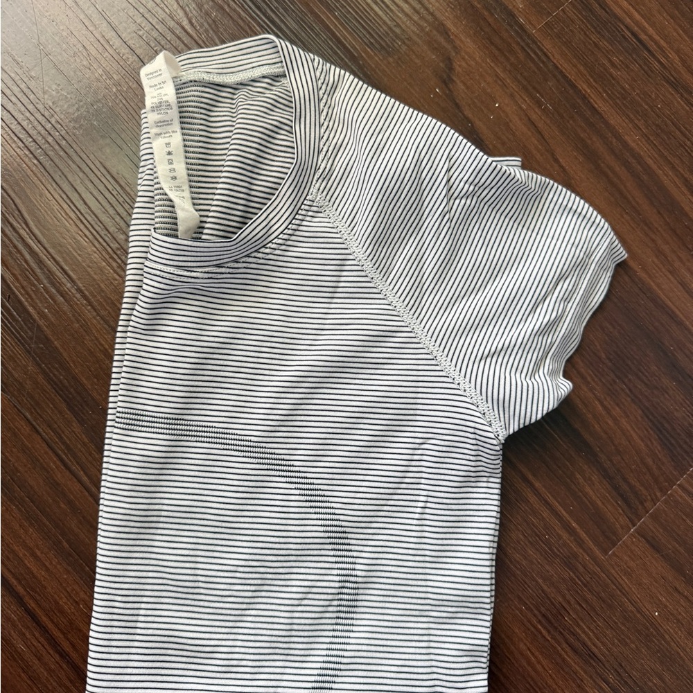 Lululemon Swiftly Tech Short-Sleeve Shirts